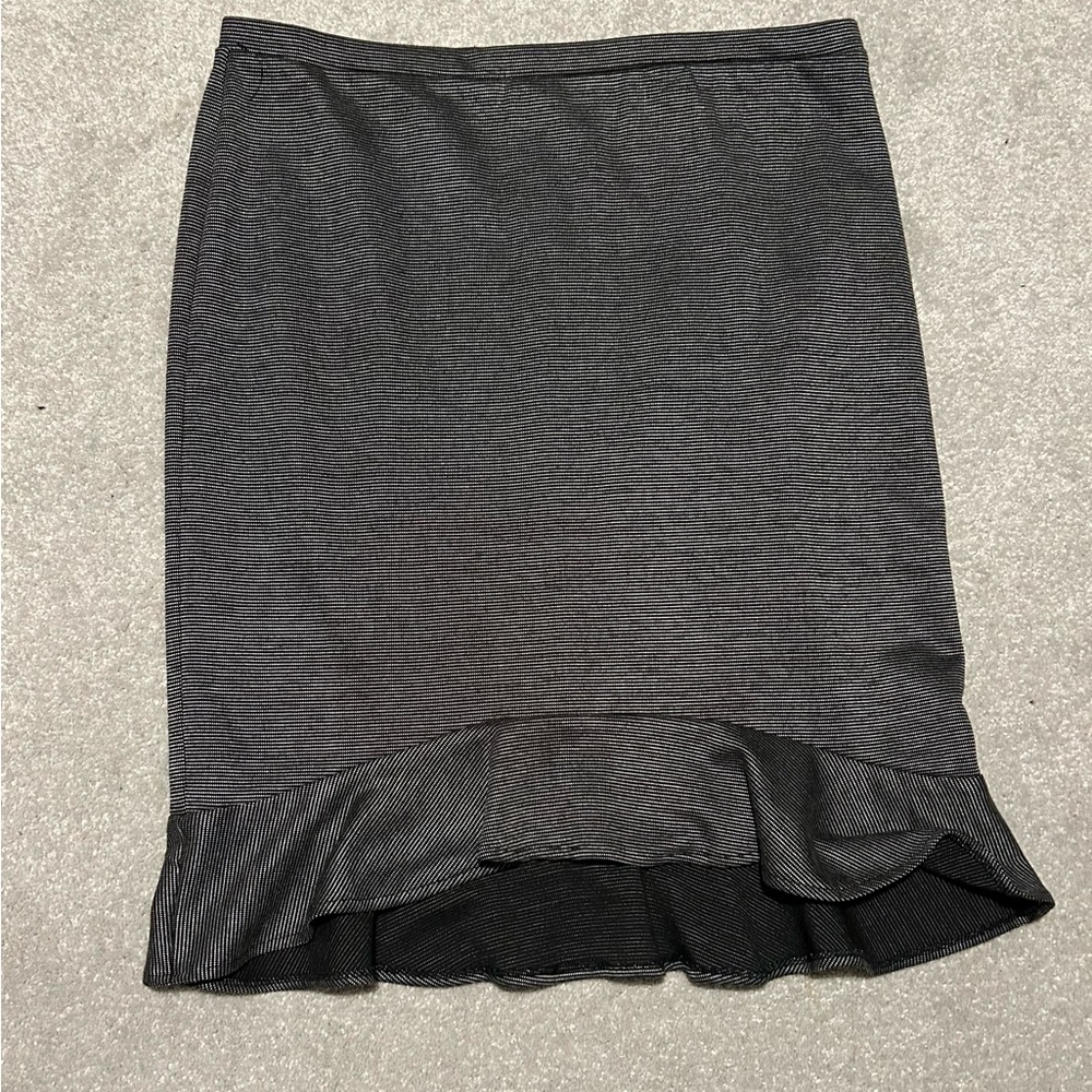 Reitmans Ruffle Skirt